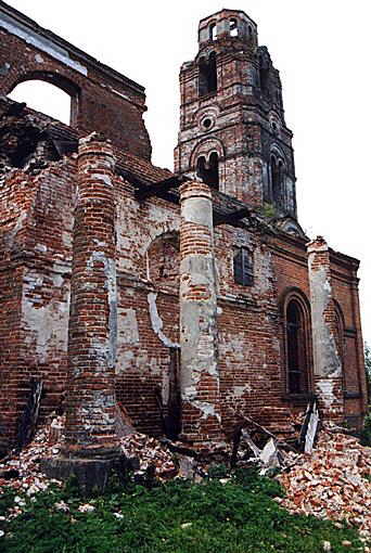 Unechi district. Lyshichi. Church of Nativity of the Virgin. XIX cent.