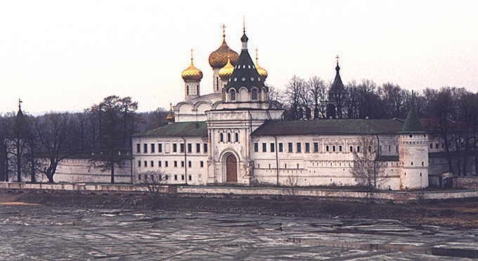 Kostroma. Ipatyev Monastery. XV