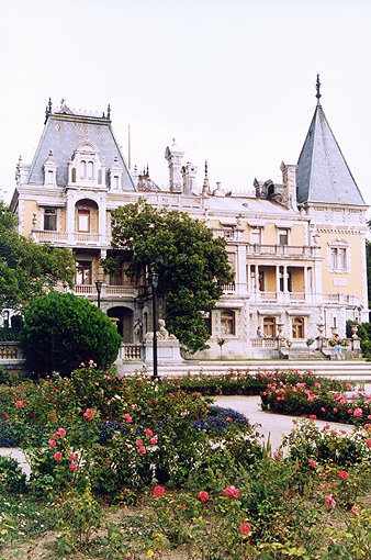 Yalta district. Masandra. Masandrovsky Palace. Church. XIX Bushar, Mesmakher