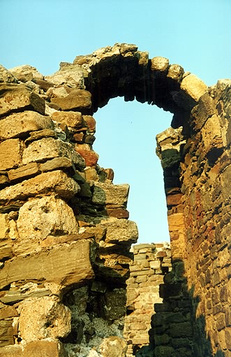 Sudak district. Sudak. Genuazskaya (Genoa) Fortress. Dozornaya (Devichya) /Guard(Girls)/ Tower. XIV-XV