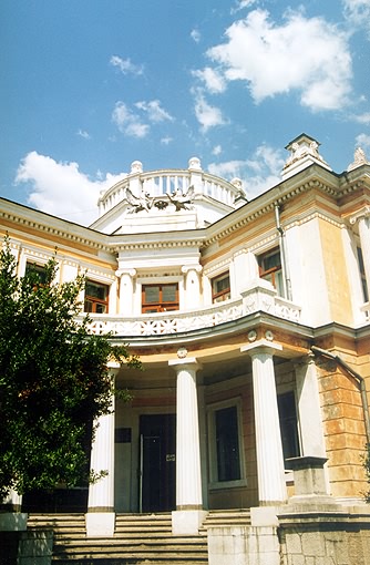 Yalta district. Yalta. Mansion.