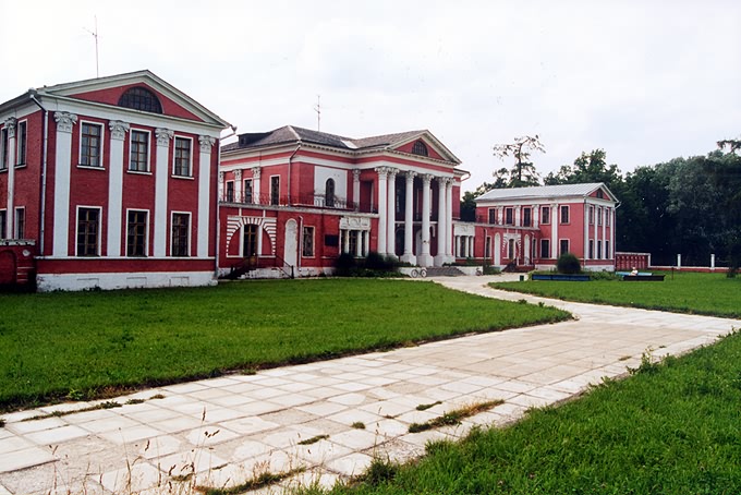 Volokolamsk district. Yaropolets. Yaropolets Estate of Goncharovy. Main house. XVIII