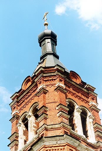 Volokolamsk district. Suvorovo. Church of Nativity of the Virgin. Belfry. XIX