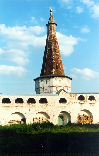 Volokolamsk district. Terayevo. Iosiph-Volokolamsky Monastery. Chasovaya (Clock) Tower. XVII I.Neverov