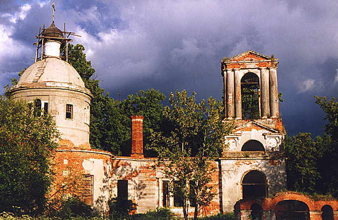 Ozery district. Aleshkovo. Estate Aleshkovo. Assumption Church. XIX cent.