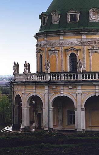 Serpoukhovo district. Podmoklovo. Church of Nativity of the Virgin. XVIII cent.