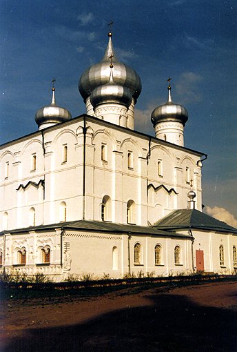 Novgorod district. Veliky Novgorod. Khutynsky Monastery. Transfiguration Church. XIV