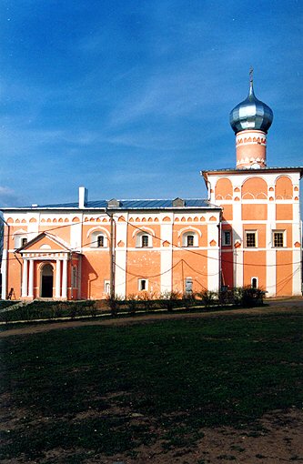 Novgorod district. Veliky Novgorod. Khutynsky Monastery. Refectory. Church of Varlaam. XVI