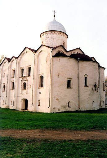 Novgorod district. Veliky Novgorod. Church of Ivan on Opoki. XV