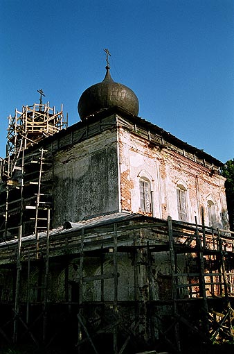 Novgorod district. Khotyazh. Klopsky Monastery. Trinity Church. XVI