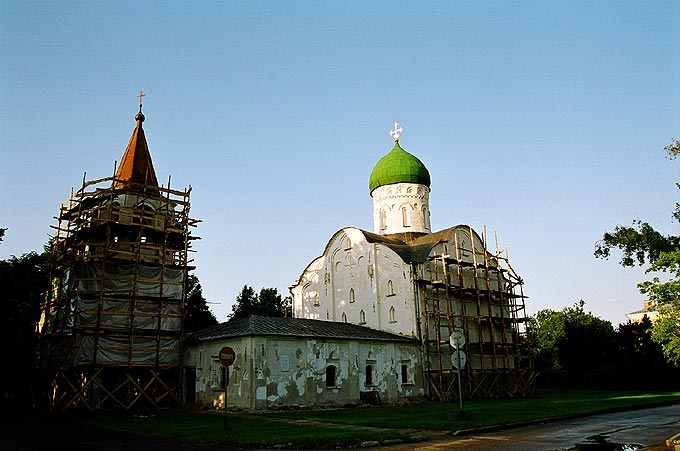 Novgorod district. Veliky Novgorod. Church of Feodor Stratilat, the Great Martyr, on Ruchey. XIV