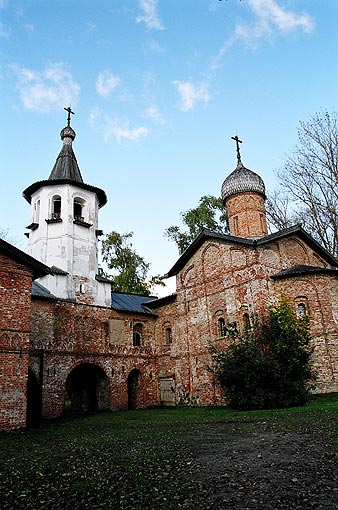 Novgorod district. Veliky Novgorod. Resurrection Church on Krasnoye Pole. Fragment. XVI