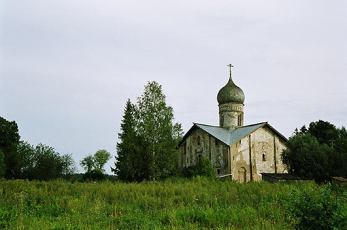 Novgorod district. Veliky Novgorod. Annunciation  Church at village Arkazhi. XII