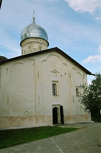 Novgorod district. Veliky Novgorod. Zverin Monastery. Intercession Church. XIV