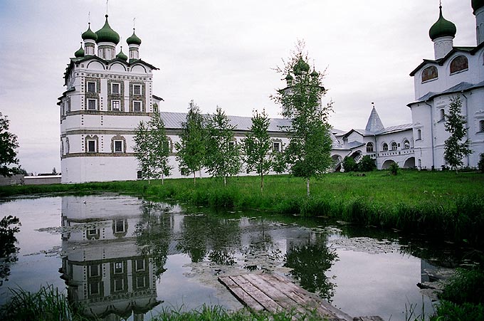 Novgorod district. Vyazhischi. Vyazhisky Monastery. Church of John the Theologian. XVII