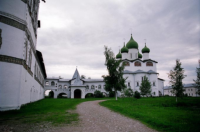 Novgorod district. Vyazhischi. Vyazhisky Monastery. Church of Nicolas. XVII