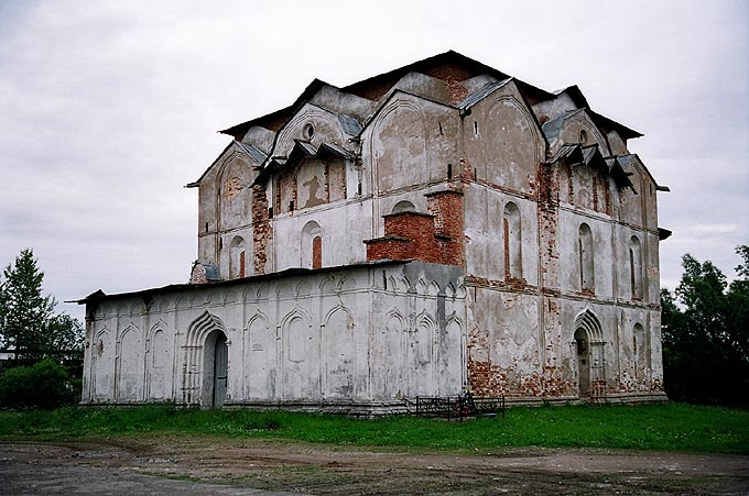 Novgorod district. Syrkovo. Syrkov Monastery. Church of Vladimir. XVI