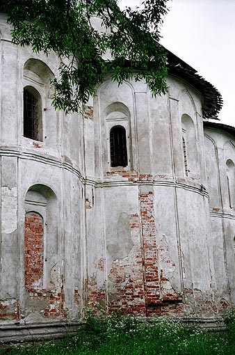 Novgorod district. Syrkovo. Syrkov Monastery. Church of Vladimir. Fragment. XVI