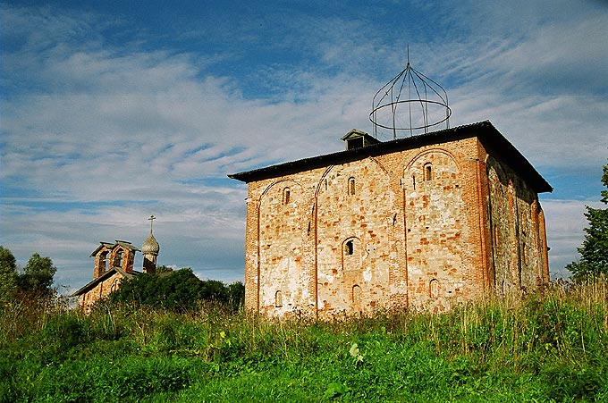 Novgorod district. Veliky Novgorod. Church on Myachina. XV