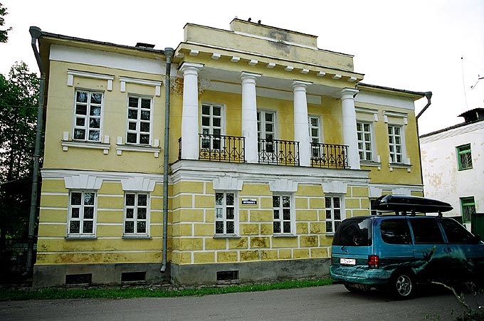 Starorussky district. Staraya Russa. Mansion. XIX