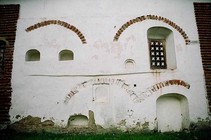 Starorussky district. Staraya Russa. Transfiguration Monastery. Church of Purification of the Holy Virgin. Fragment. XVII