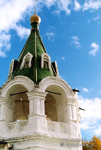 Solikamsk district. Solikamsk. Transfiguration Monastery. Transfiguration Church. Bell-tower. Fragment. XVII  .