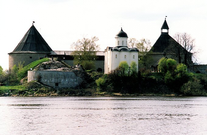 Volhovsky district. Staraya Ladoga. Ladozhskaya fortress. Church of George, Victor the Great Martyr. XII