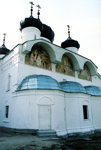 Lodeynopolsky district. Staraya Sloboda. Transfiguration ensemble. Transfiguration Cathedral. XVII