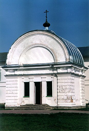 Lodeynopolsky district. Staraya Sloboda. Transfiguration ensemble. Chapel of Alexandre Svirsky. XVIII