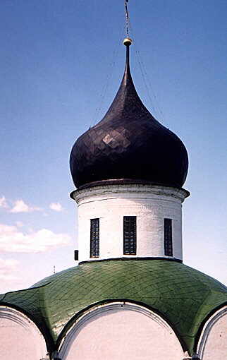 Alexandrov. Assumption Monastery. Trinity Church. XVI cent.