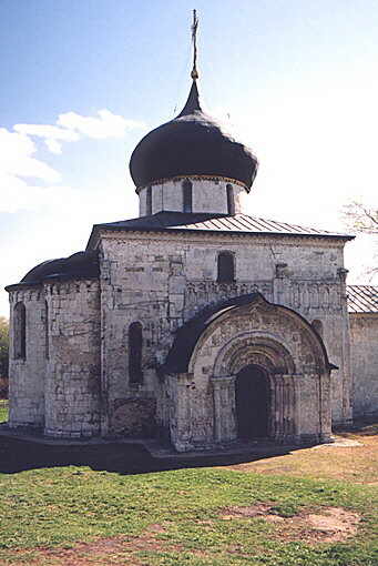 Yuryev-Polsky. Church of George, Victor the Great Martyr. XII cent.