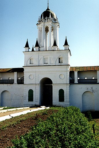 Rostov district. Rostov. Salvation-Yakovlevsky Monastery. Gate. XVIII-XIX