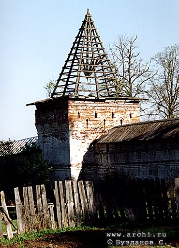 Uglich district. Uleyma. Nikolo-Uleyma Monastery. Tower. XVIII 