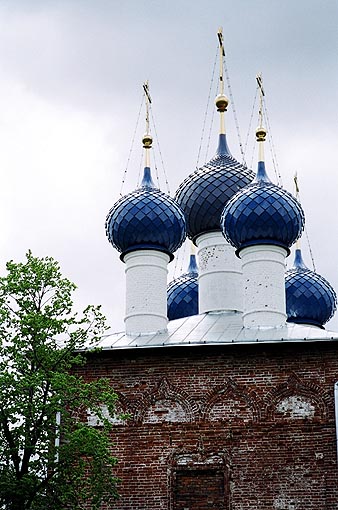 Yaroslavl district. Luchinskoye. Church of Ioakim and Anna. XVIII-XIX